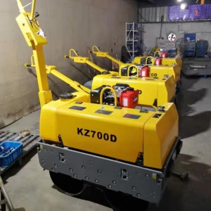 雙鋼輪振動壓路機，壓路機，雙鋼輪振動壓路機。。雙鋼輪壓路機。