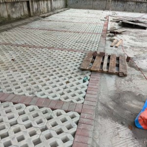 400*400*70 雙8植草磚混凝土停車場車位種草磚市政園林綠化草坪磚